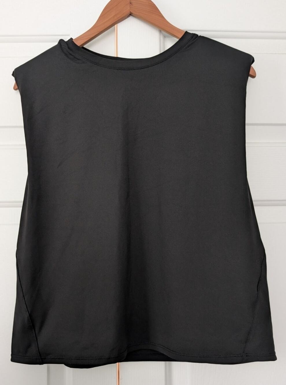 Halara Black Active Muscle Tank NEW!